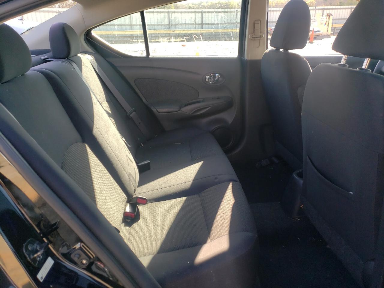 Photo 6 from auction – 2013 NISSAN VERSA S with VIN 3N1CN7AP1DL841002