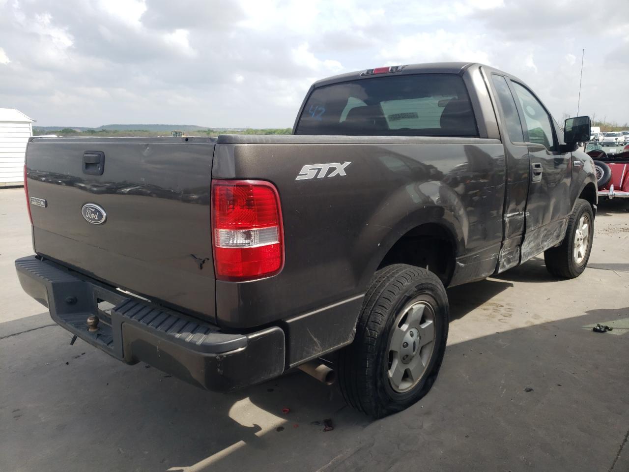 Photo 4 from auction – 2005 FORD F150 with VIN 1FTRF12295NB25843