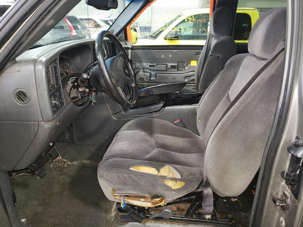 Photo 5 from auction – 2003 GMC NEW SIERRA with VIN 1GTEK19TX3E236598