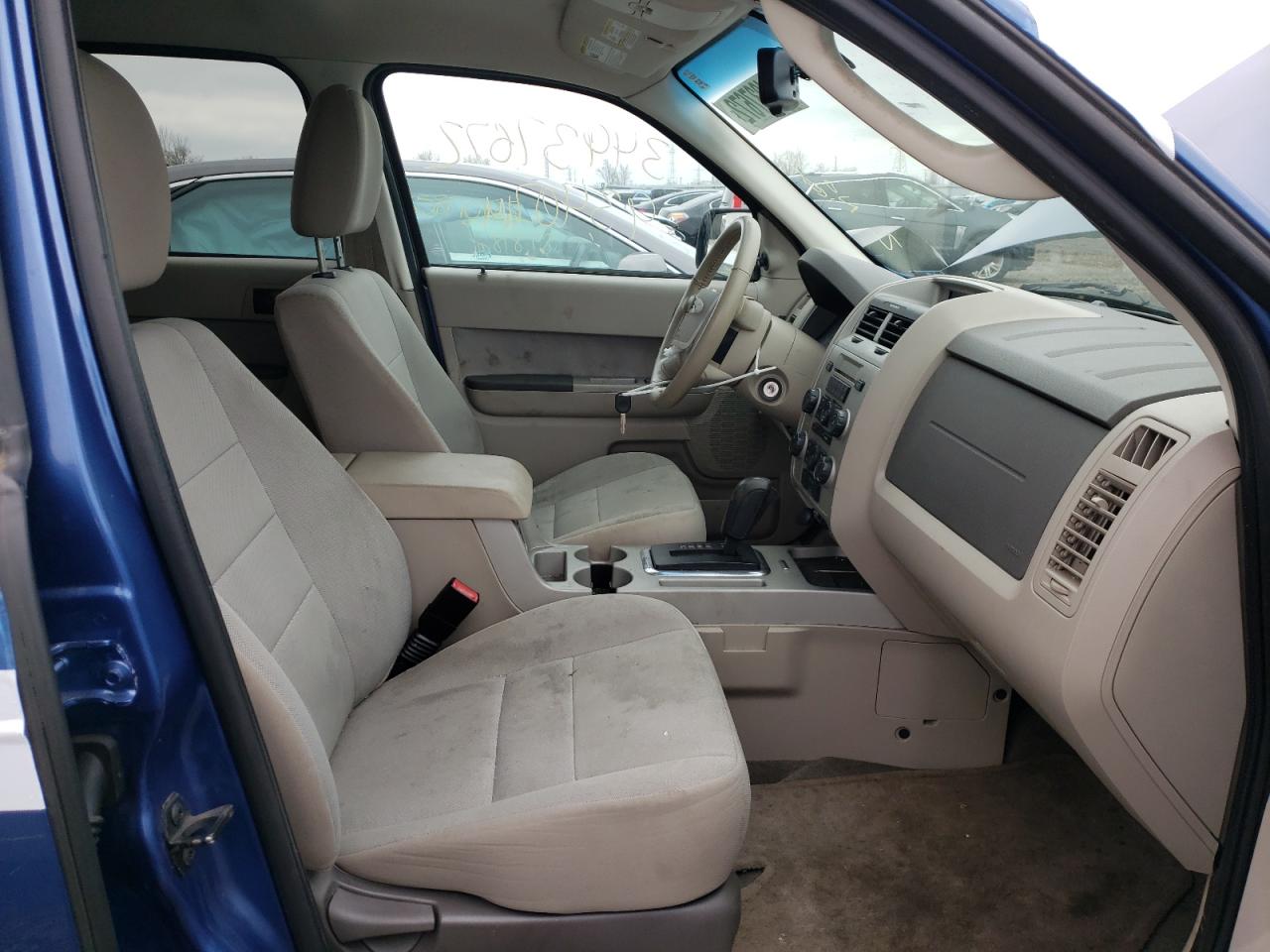 Photo 5 from auction – 2010 FORD ESCAPE XLT with VIN 1FMCU0DGXAKC65681