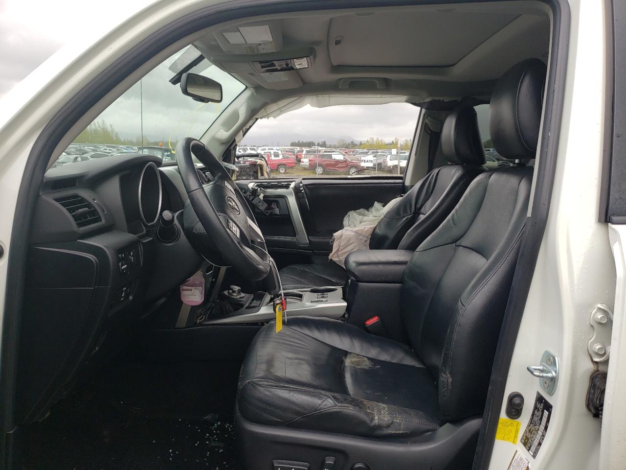 Photo 5 from auction – 2011 TOYOTA 4RUNNER SR with VIN JTEBU5JR4B5059979