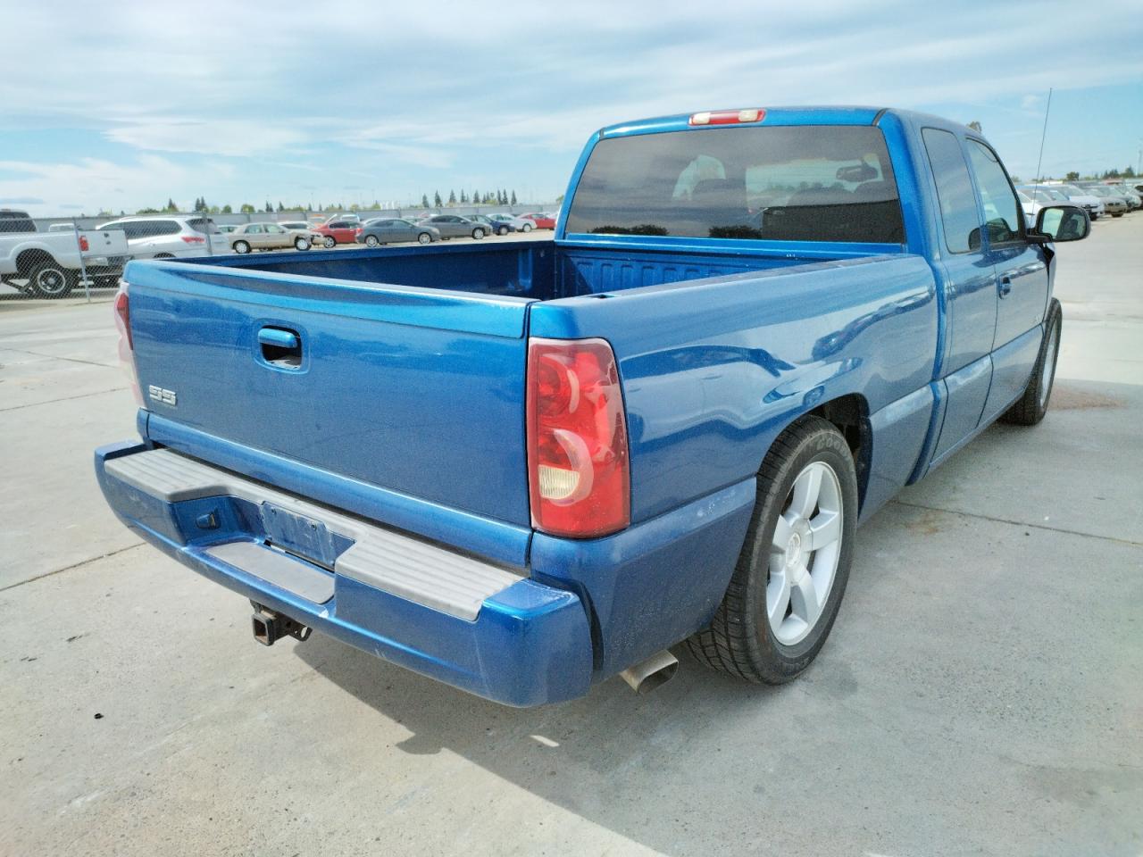 Photo 4 from auction – 2003 CHEVROLET SILVERADO with VIN 2GCEK19N031368594