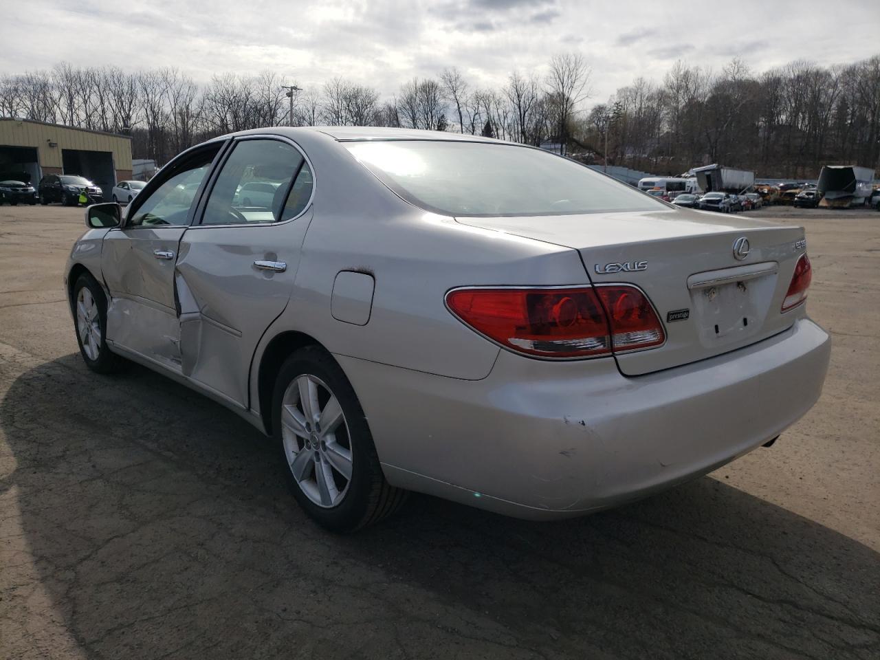 Photo 3 from auction – 2005 LEXUS ES 330 with VIN JTHBA30G855126555