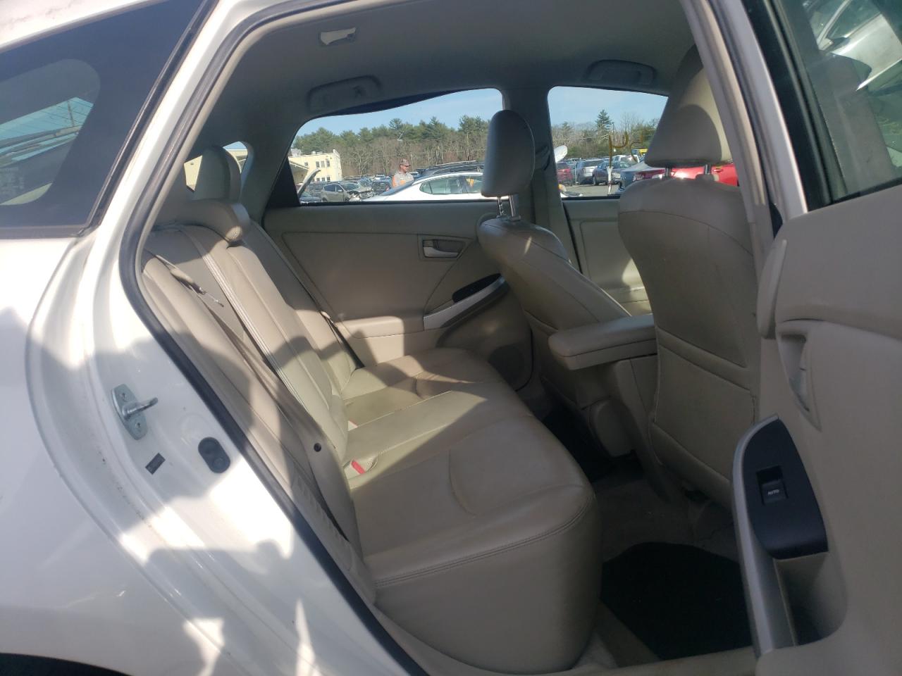 Photo 6 from auction – 2010 TOYOTA PRIUS with VIN JTDKN3DU7A0196237