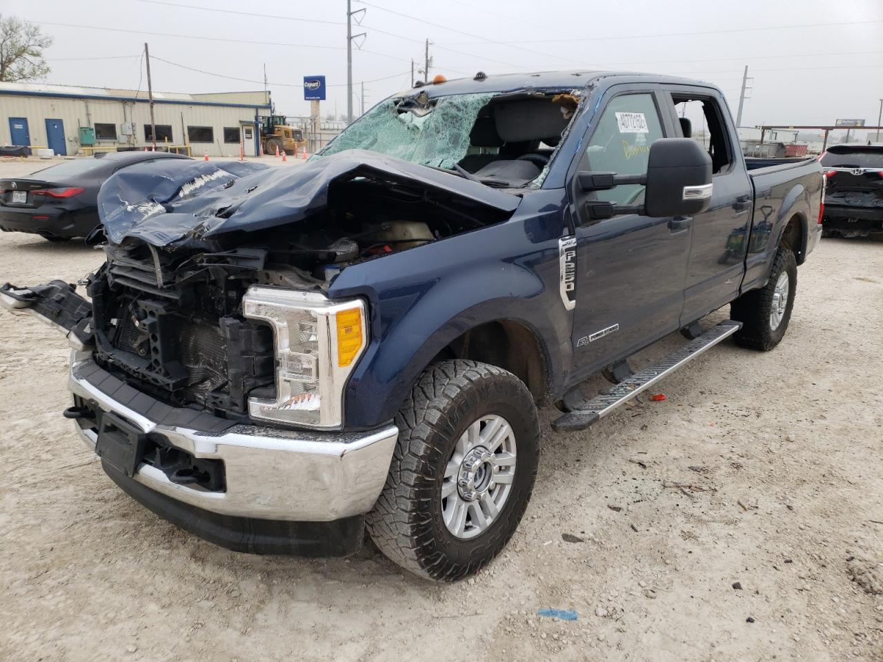 Photo 2 from auction – 2017 FORD F250 SUPER with VIN 1FT7W2BT3HEF36584