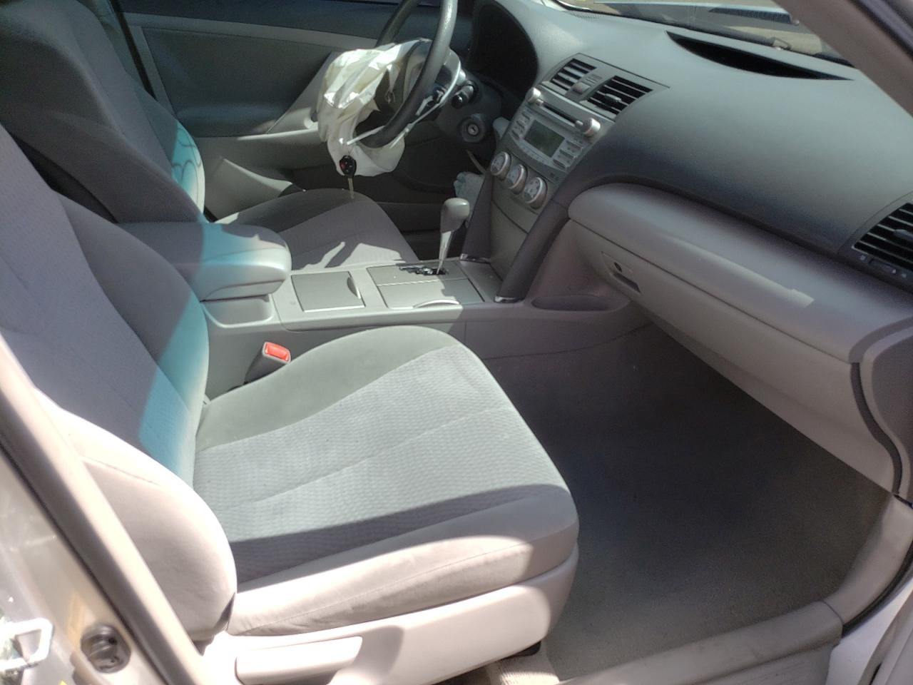 Photo 5 from auction – 2010 TOYOTA CAMRY BASE with VIN 4T4BF3EKXAR054436