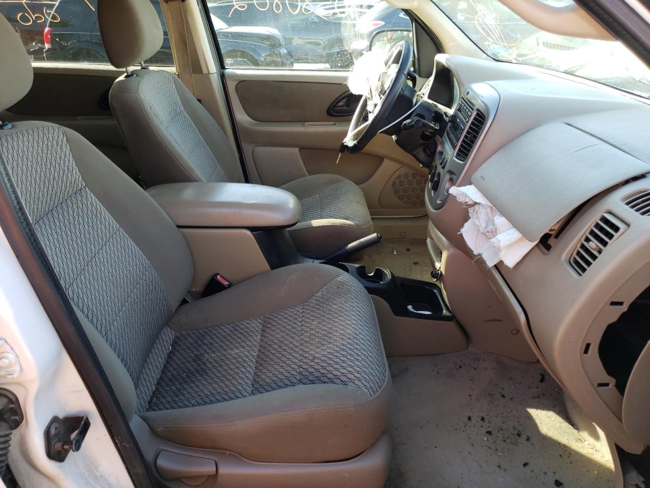 Zdjęcie 5 z aukcji – 2003 FORD ESCAPE XLT z VIN 1FMYU03193KC04084