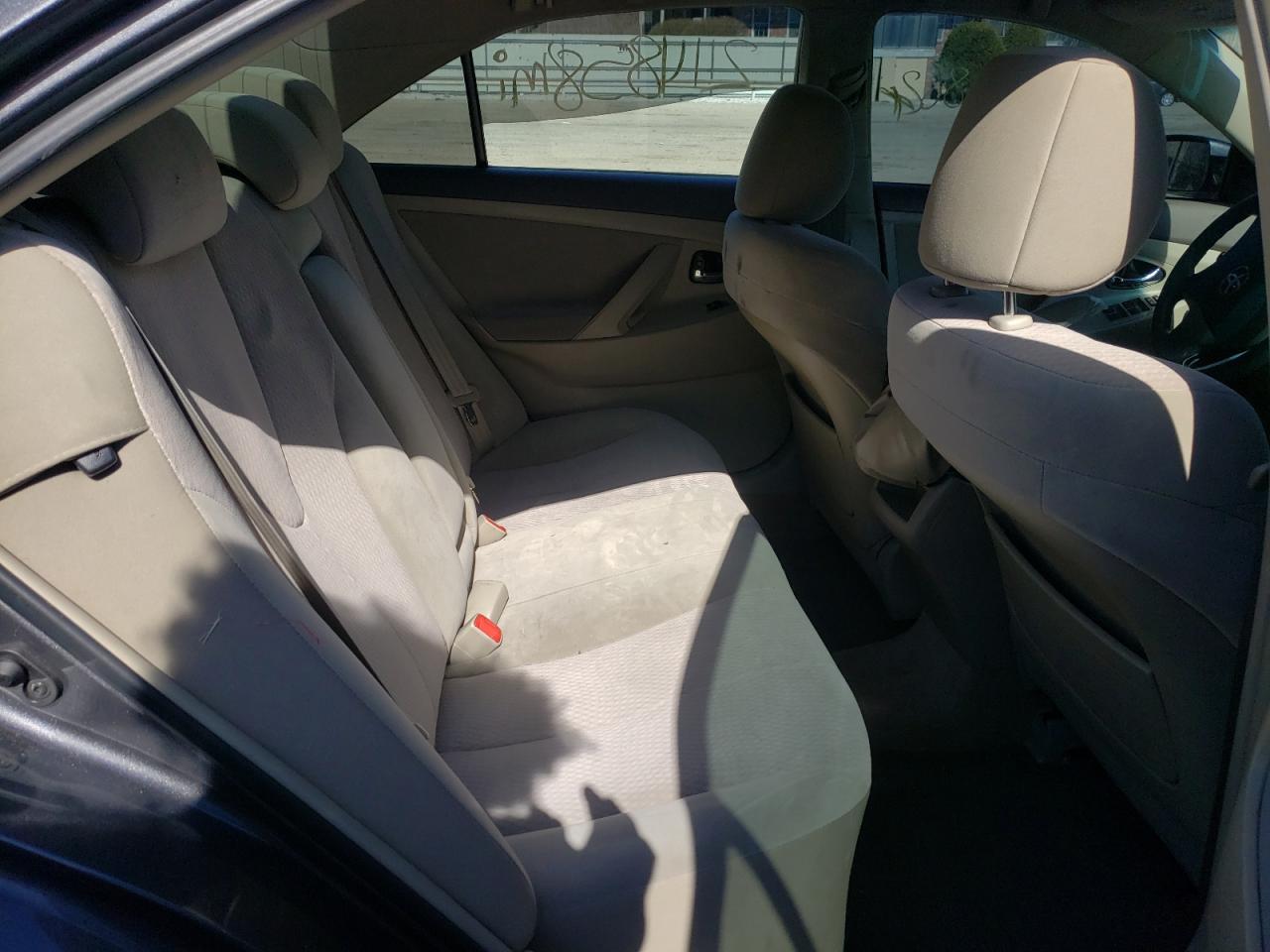 Photo 6 from auction – 2011 TOYOTA CAMRY BASE with VIN 4T1BF3EK2BU190653