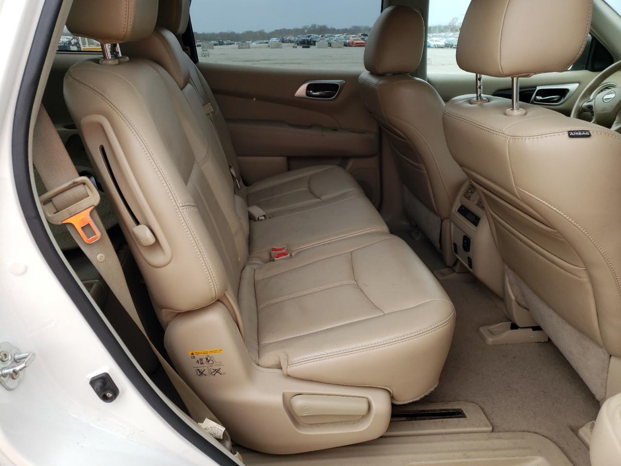 Photo 18 from auction – 2013 NISSAN PATHFINDER with VIN 5N1AR2MN1DC672032