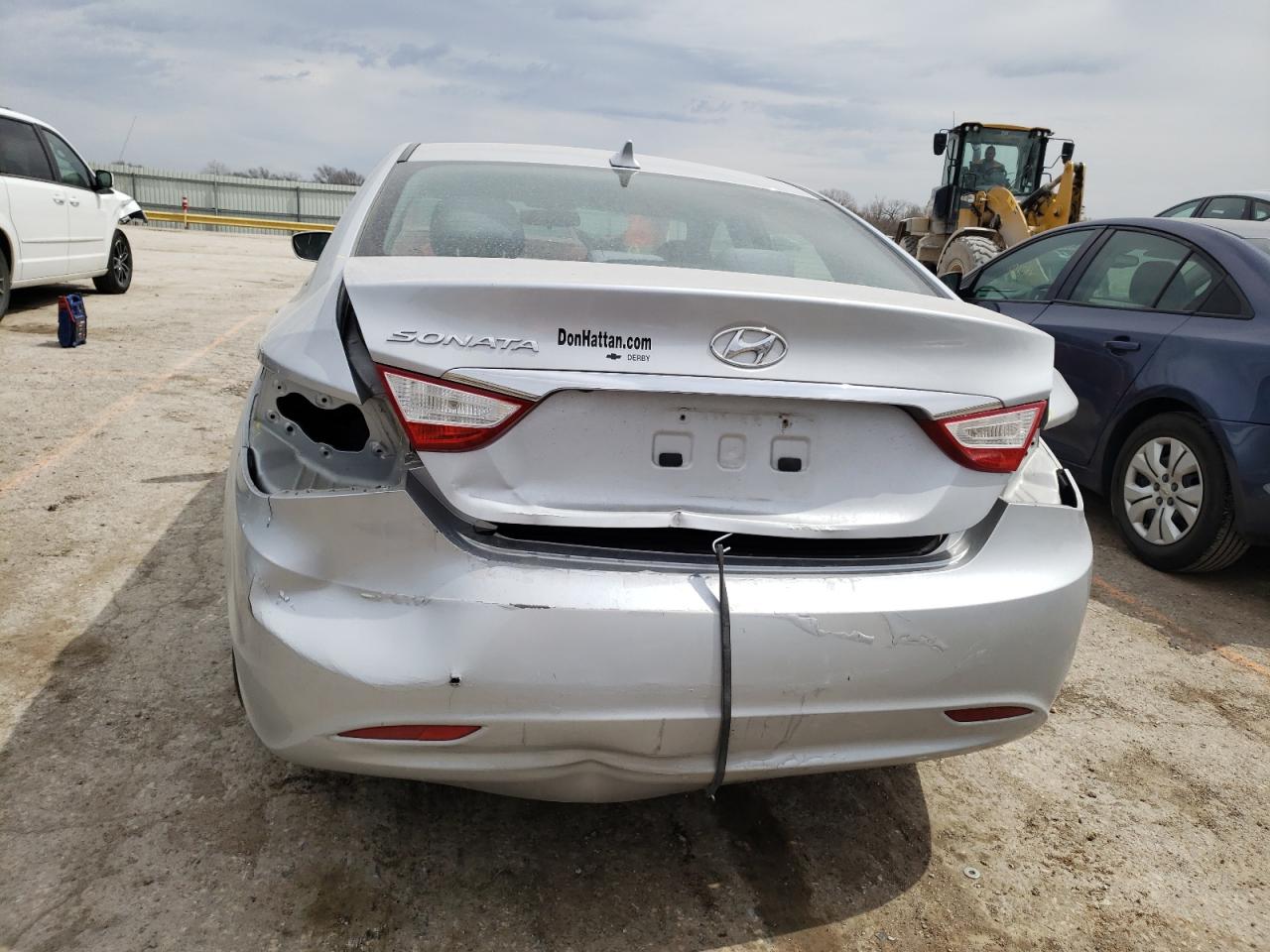 Photo 9 from auction – 2011 HYUNDAI SONATA GLS with VIN 5NPEB4AC9BH036906