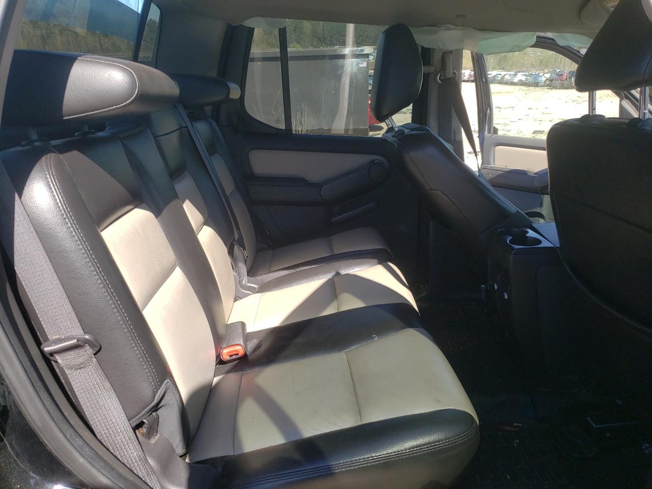 Zdjęcie 6 z aukcji – 2009 FORD EXPLORER S z VIN 1FMEU33E69UA39115