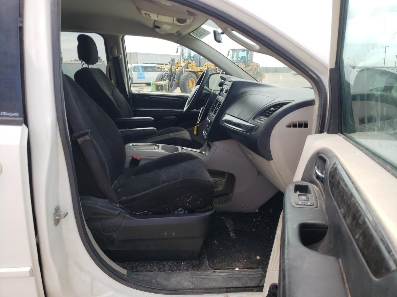 Фото 5 с аукциона – 2013 DODGE GRAND CARA с VIN 2C4RDGCGXDR536799