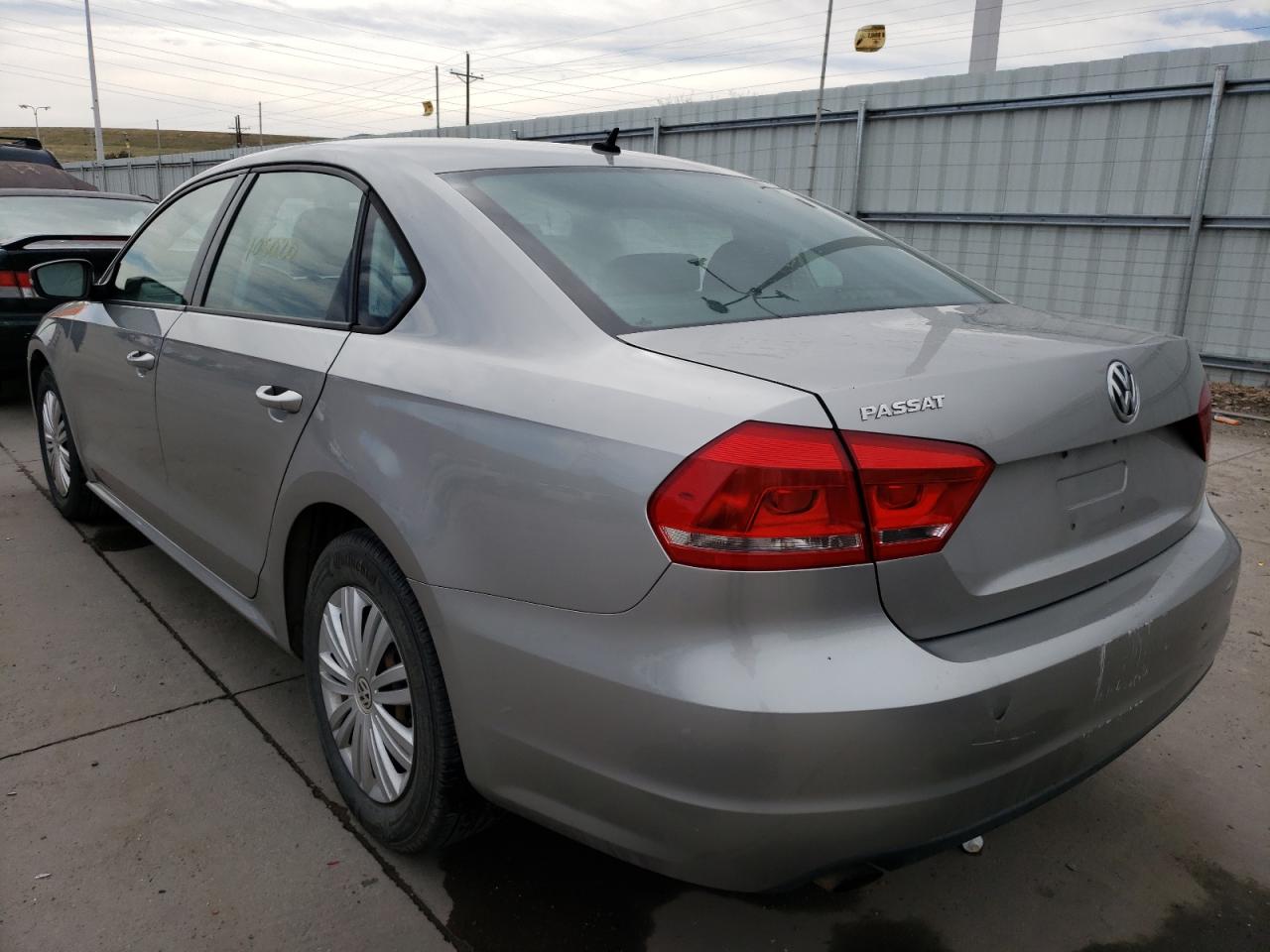 Photo 3 from auction – 2014 VOLKSWAGEN PASSAT S with VIN 1VWAH7A31EC007329