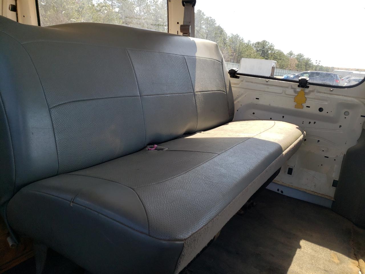 Photo 6 from auction – 2007 FORD ECONOLINE with VIN 1FTNE24L77DB07010