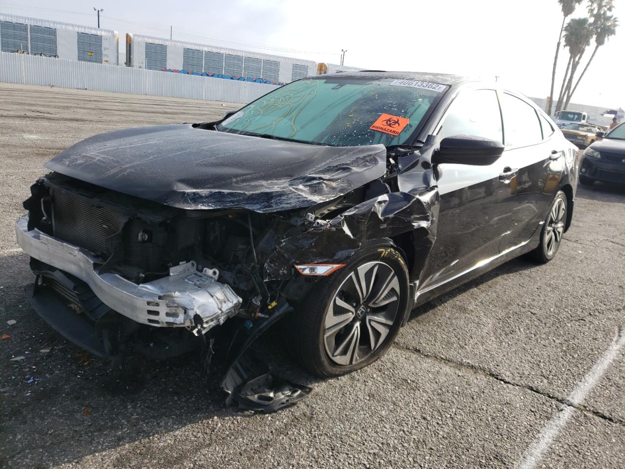 Photo 2 from auction – 2018 HONDA CIVIC EX with VIN JHMFC1F35JX005128