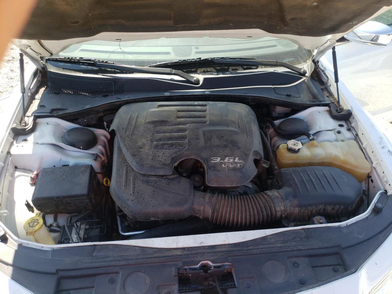 Photo 7 from auction – 2013 CHRYSLER 300C with VIN 2C3CCAEG2DH621262
