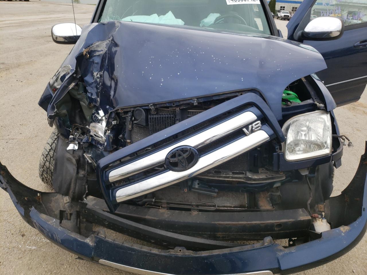 Photo 7 from auction – 2004 TOYOTA TUNDRA DOU with VIN 5TBDT44104S460239