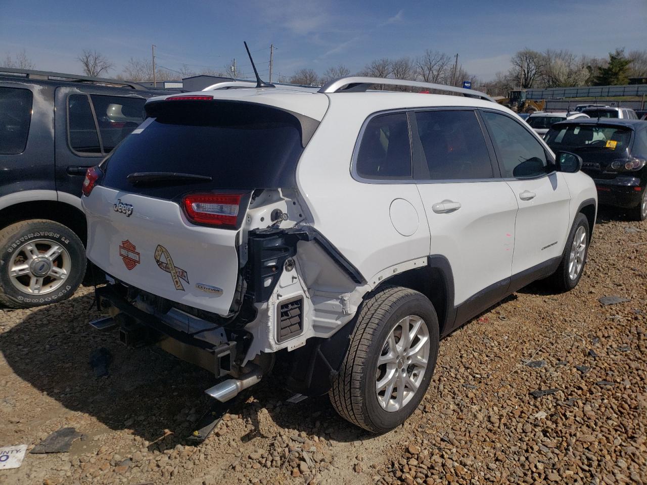 Photo 4 from auction – 2014 JEEP CHEROKEE L with VIN 1C4PJLCS5EW103249