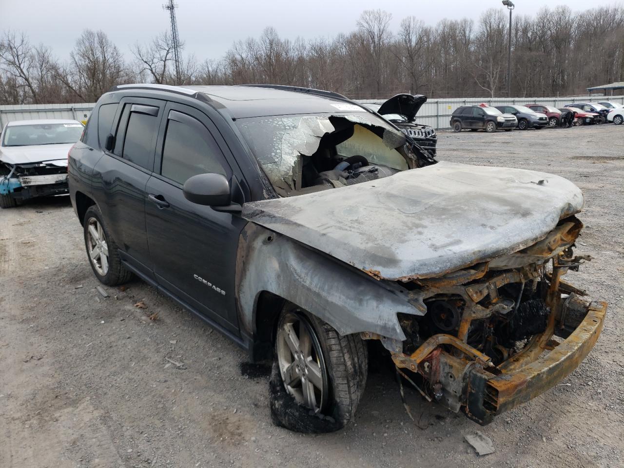 JEEP COMPASS LI 2013 with VIN 1C4NJDCB2DD138869 - Photo from auction