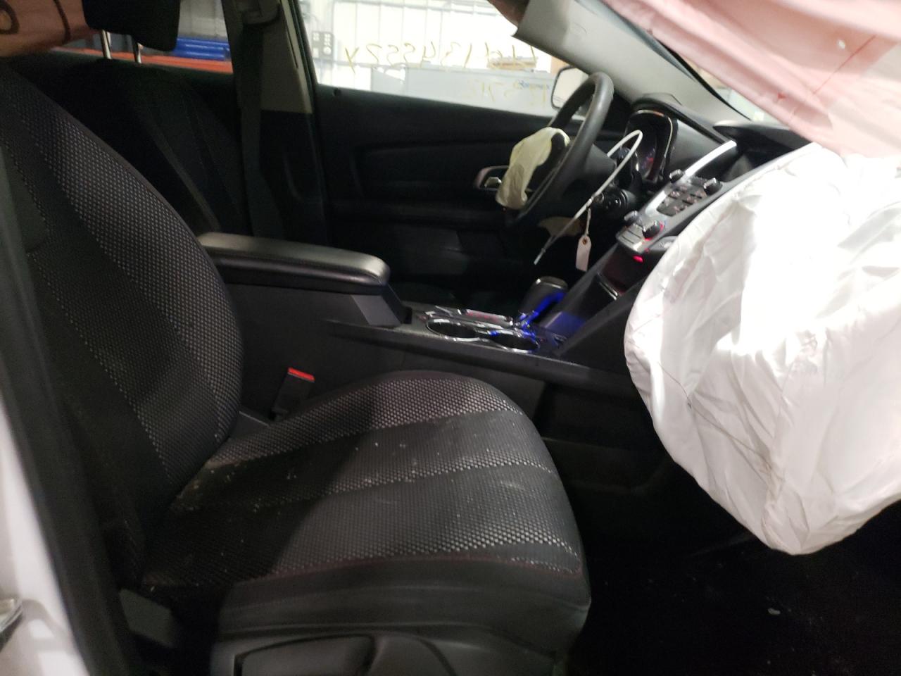 Photo 5 from auction – 2017 GMC TERRAIN SL with VIN 2GKFLSEK6H6288895