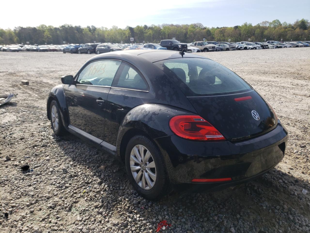 Photo 3 from auction – 2013 VOLKSWAGEN BEETLE with VIN 3VWFP7AT8DM661878