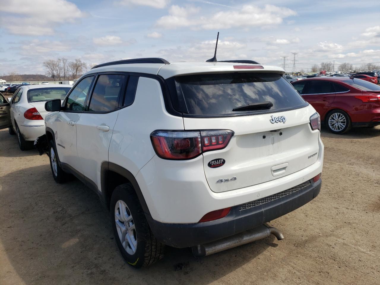 Фото 3 с аукциона – 2018 JEEP COMPASS SP с VIN 3C4NJDAB5JT261865