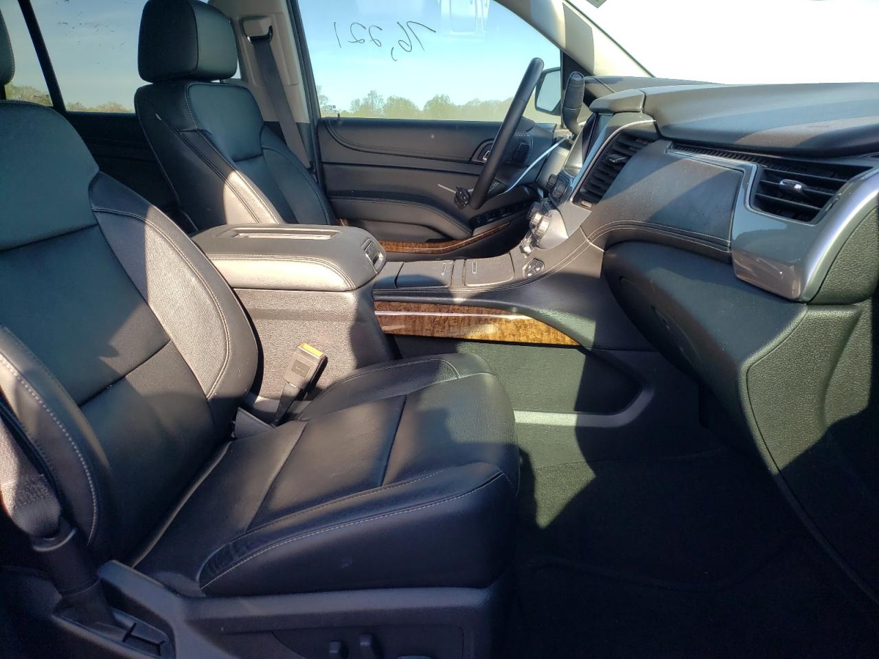 Photo 5 from auction – 2016 CHEVROLET TAHOE C150 with VIN 1GNSCCKC3GR394549