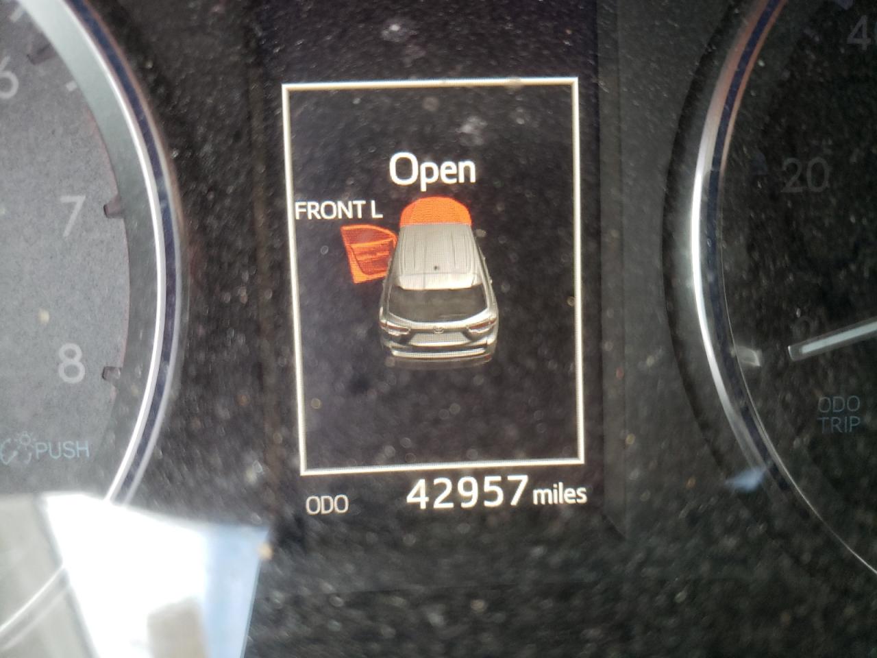 Фото 8 с аукциона – 2016 TOYOTA HIGHLANDER с VIN 5TDDKRFHXGS284810