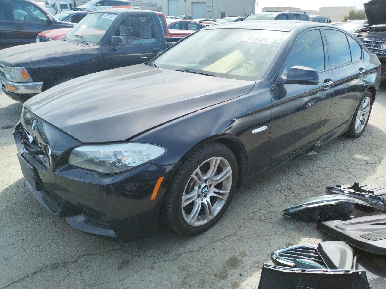 Photo 2 from auction – 2012 BMW 528 I with VIN WBAXG5C53CDY28312