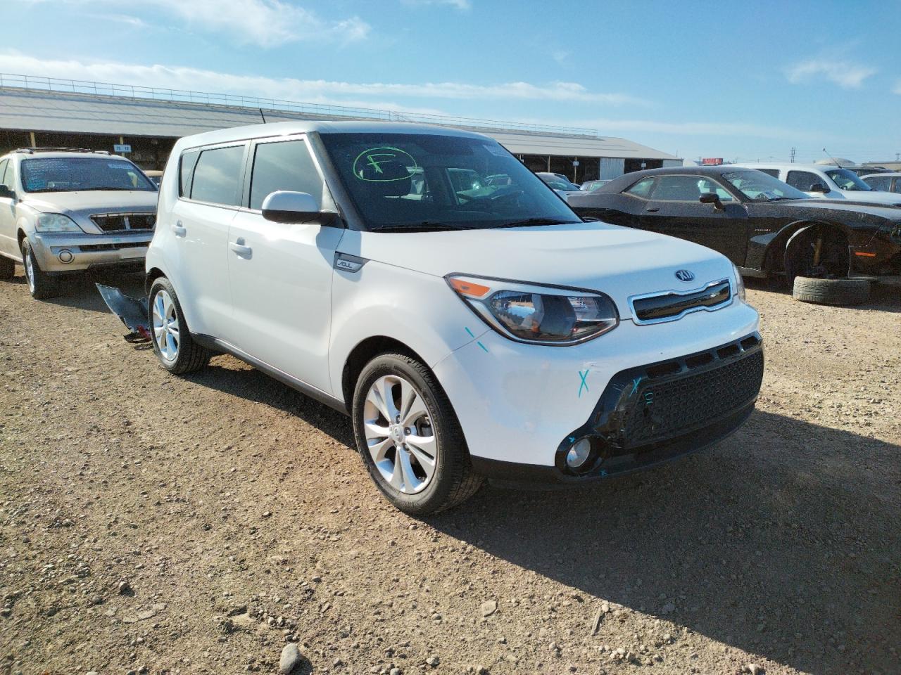 KIA SOUL + 2016 with VIN KNDJP3A5XG7373818 - Photo from auction