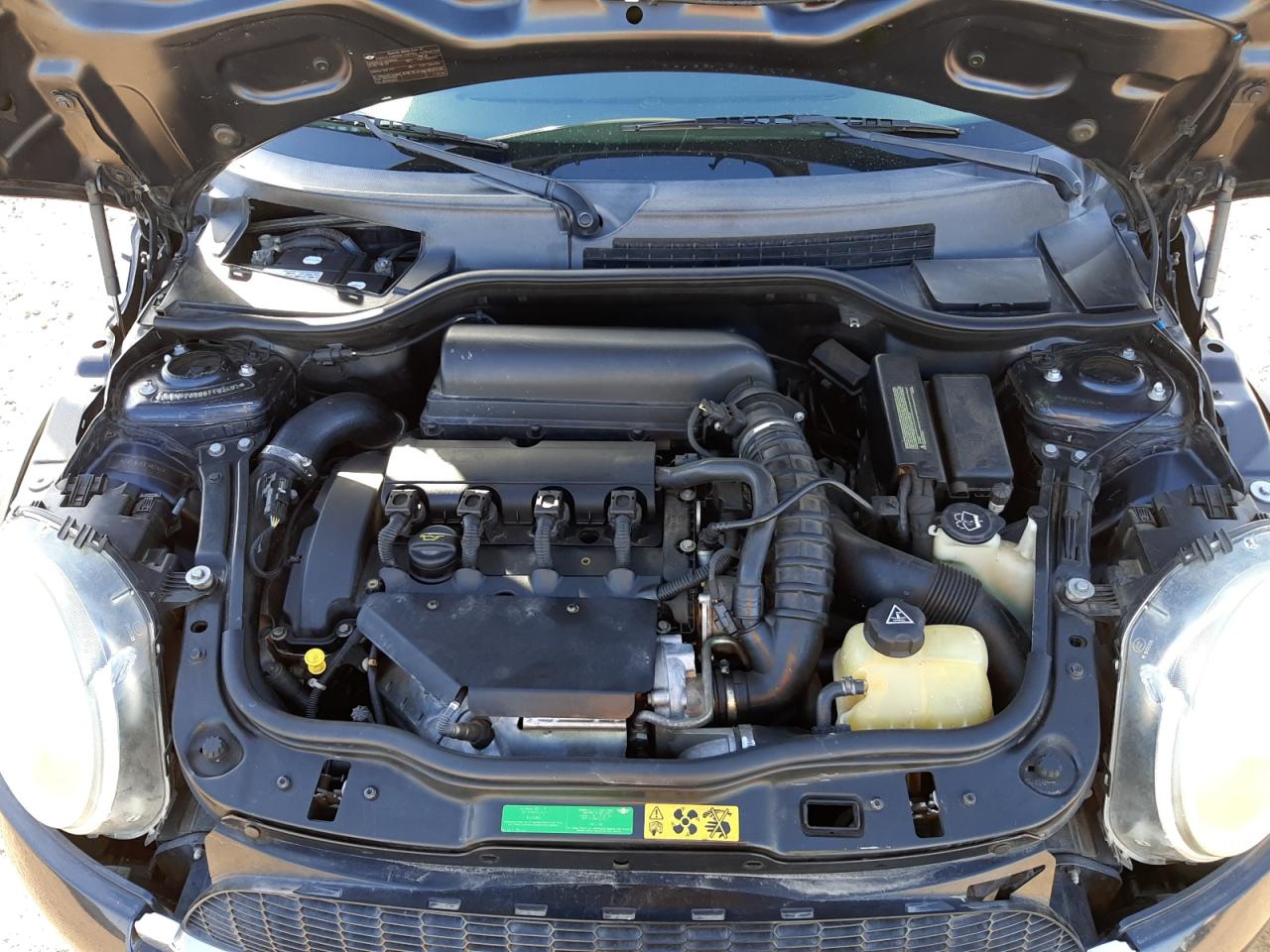 Photo 7 from auction – 2008 MINI COOPER S with VIN WMWMF73598TT92497
