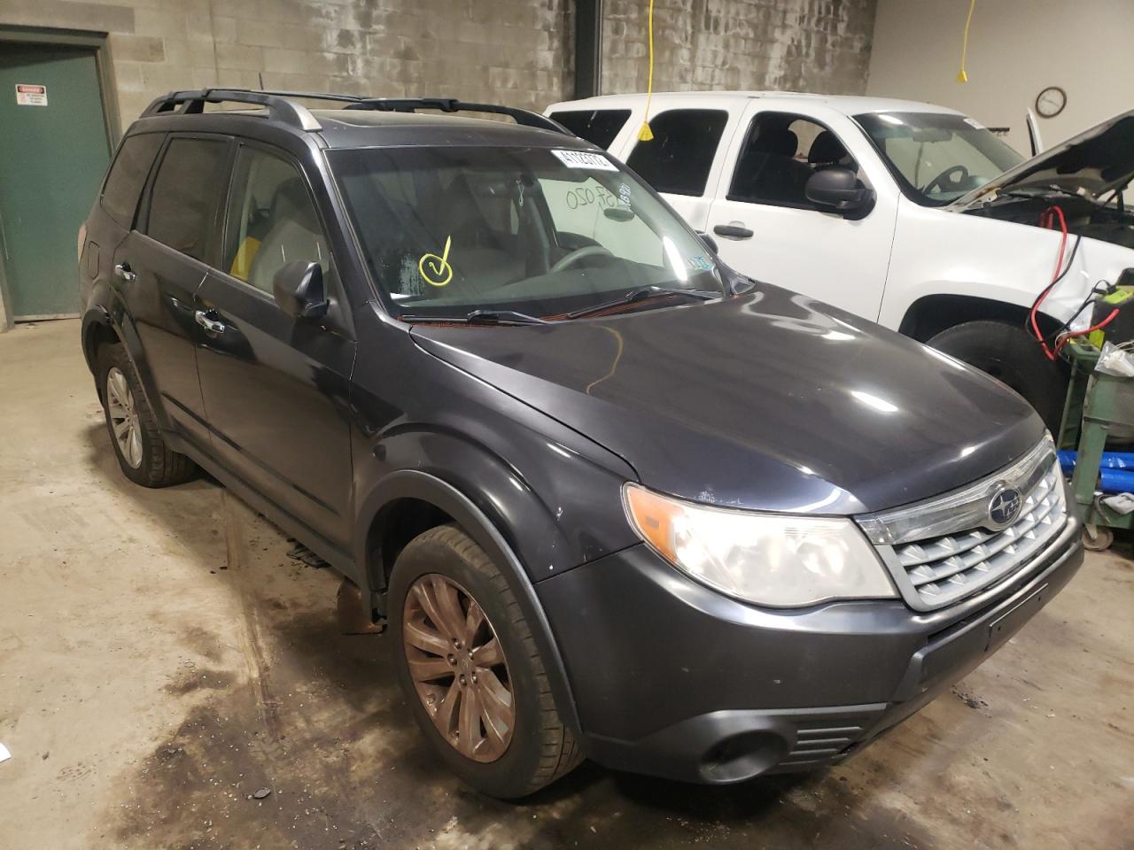 SUBARU FORESTER 2 2011 with VIN JF2SHADC0BH728354 - Photo from auction