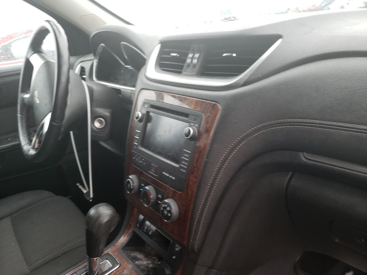 Photo 9 from auction – 2014 CHEVROLET TRAVERSE L with VIN 1GNKRGKD9EJ251986