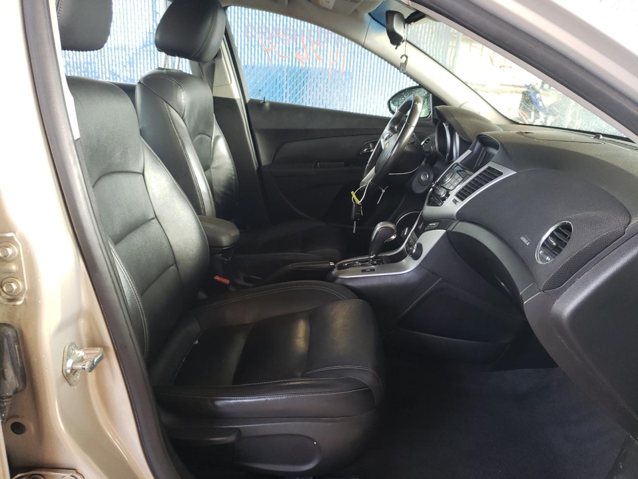 Photo 5 from auction – 2012 CHEVROLET CRUZE with VIN 1G1PG5SC1C7165994