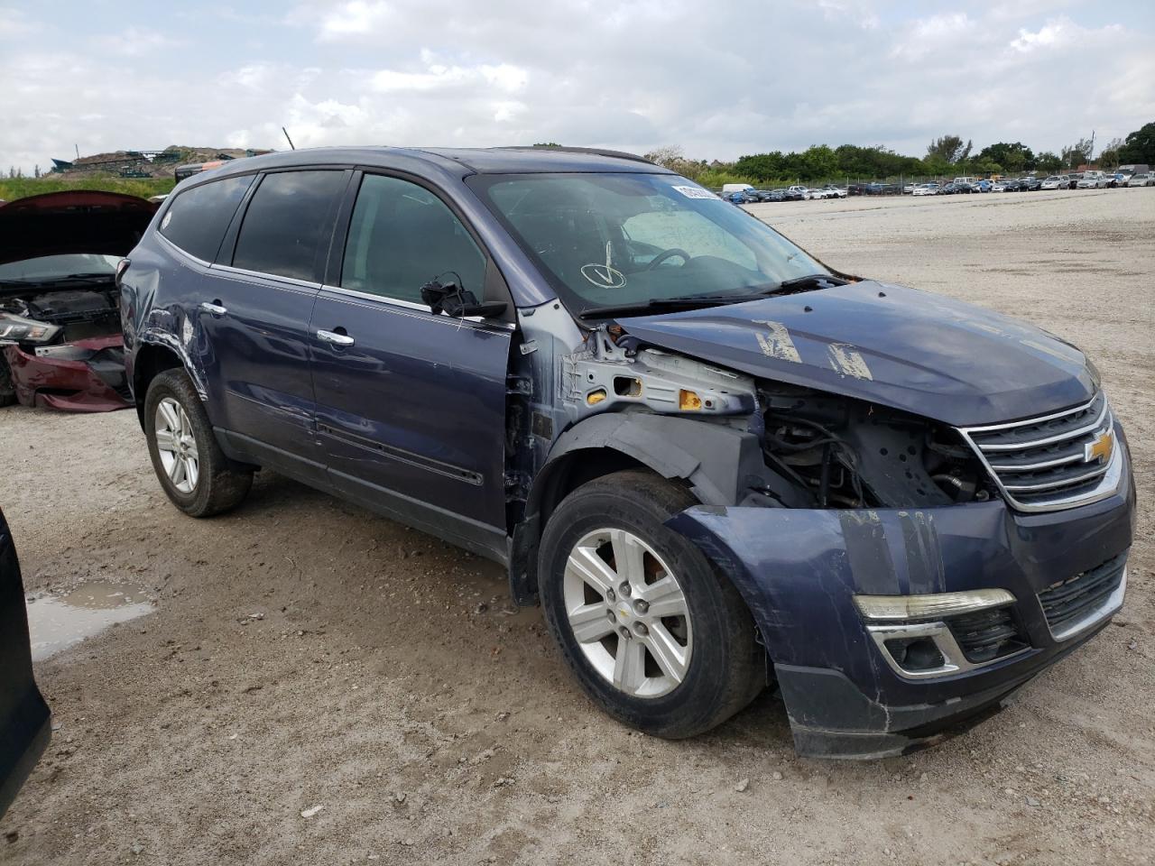 Photo 9 from auction – 2014 CHEVROLET TRAVERSE L with VIN 1GNKRGKD3EJ100593