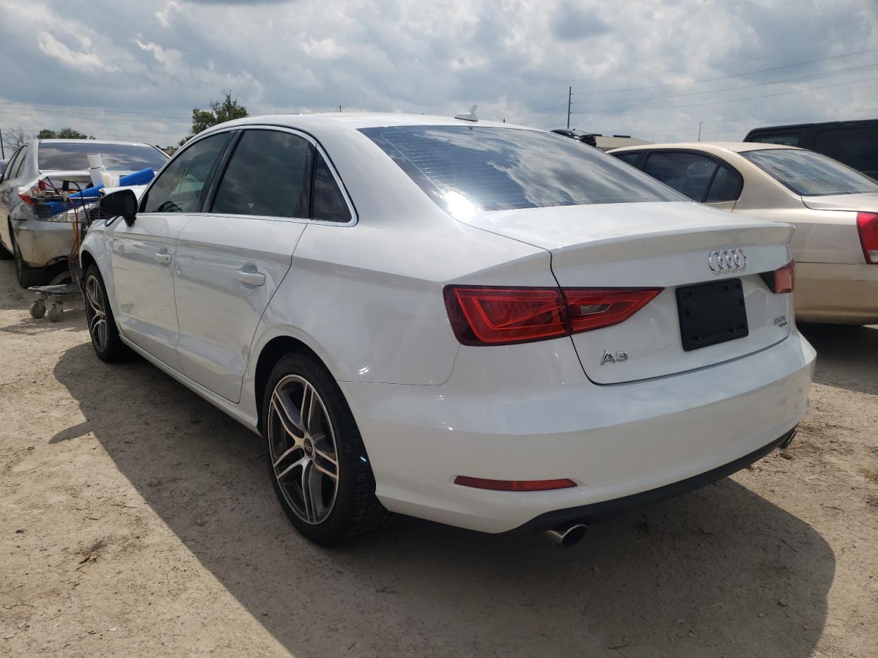 Photo 3 from auction – 2015 AUDI S3 PREMIUM with VIN WAUBFGFF6F1005330