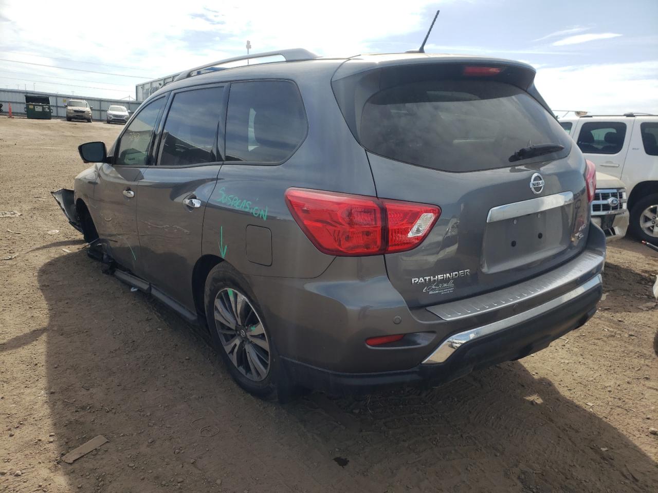Photo 3 from auction – 2017 NISSAN PATHFINDER with VIN 5N1DR2MM0HC626668