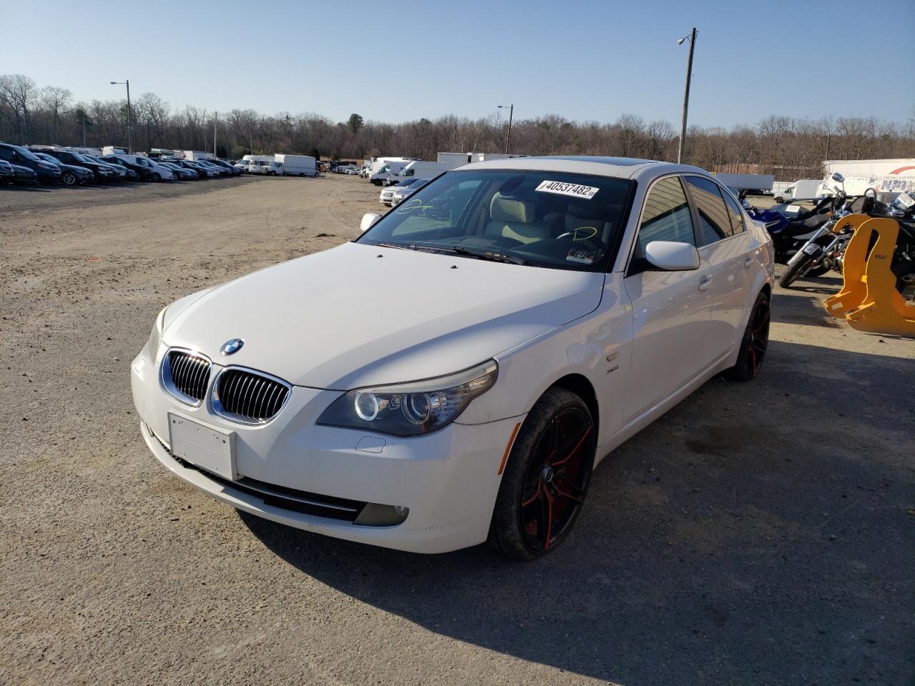 Photo 2 from auction – 2009 BMW 528 XI with VIN WBANV13549C152733