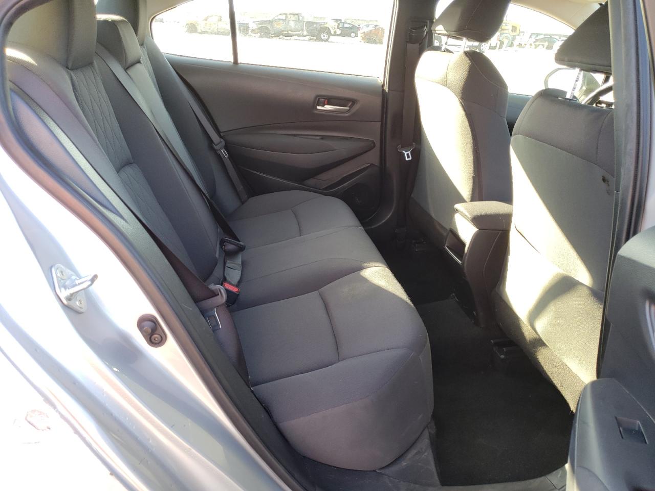 Photo 6 from auction – 2020 TOYOTA COROLLA LE with VIN JTDEPRAEXLJ021534