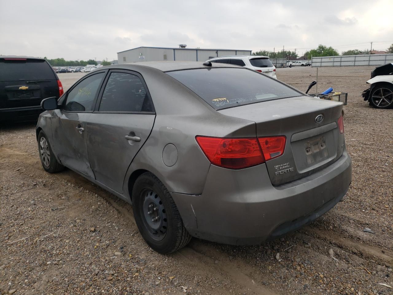 Photo 3 from auction – 2011 KIA FORTE EX with VIN KNAFU4A29B5345858
