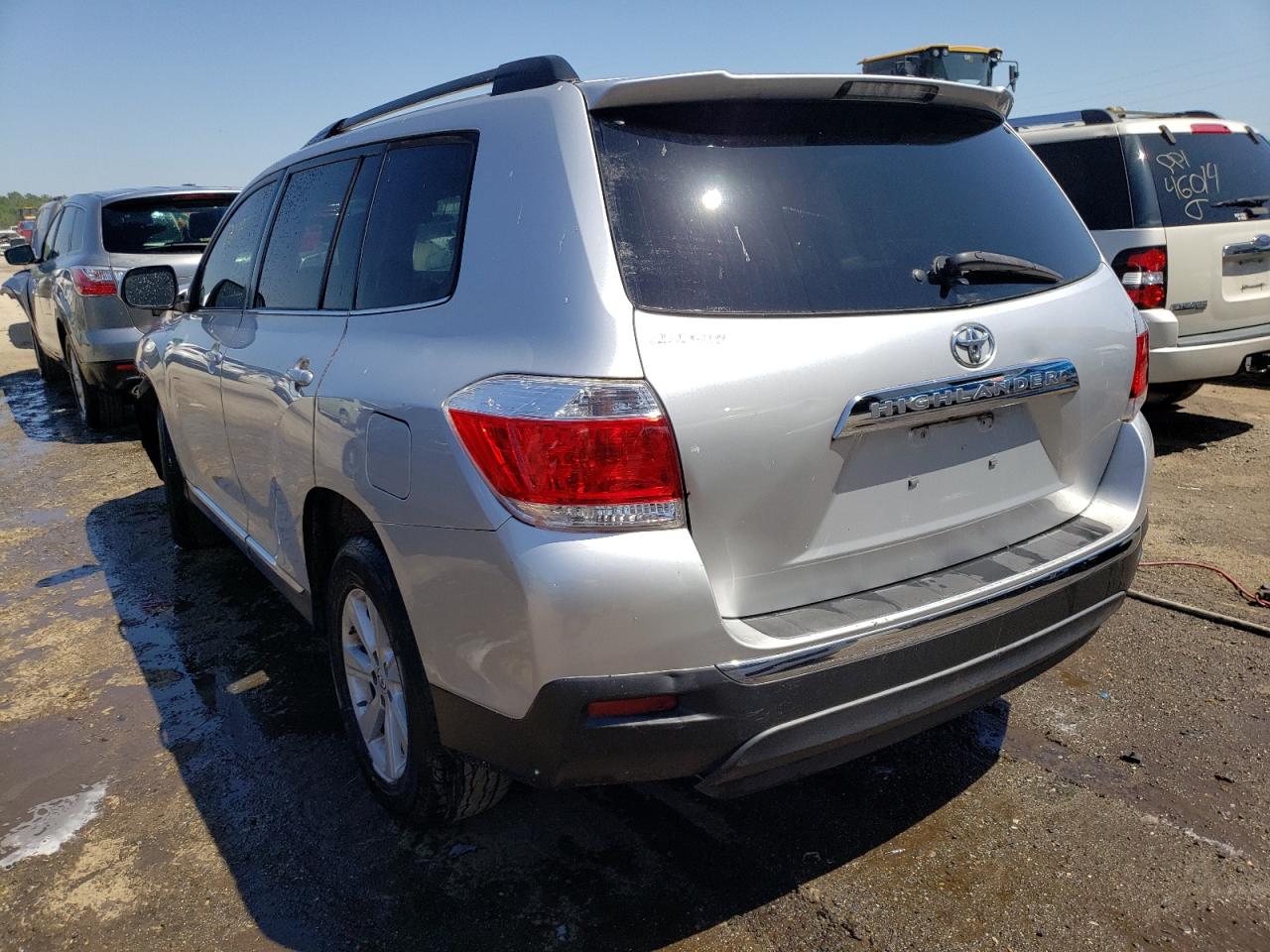 Photo 3 from auction – 2012 TOYOTA HIGHLANDER with VIN 5TDZK3EH3CS074239