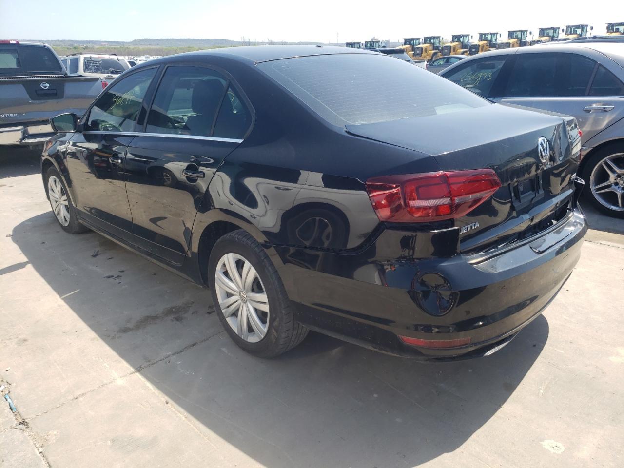 Photo 3 from auction – 2017 VOLKSWAGEN JETTA S with VIN 3VW2B7AJXHM366492