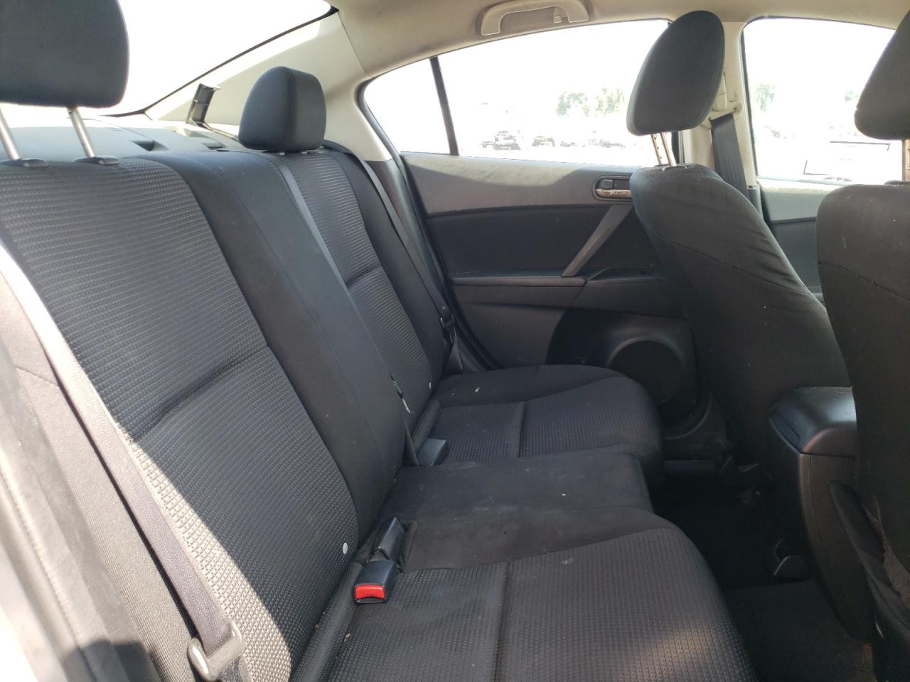Photo 6 from auction – 2013 MAZDA 3 I with VIN JM1BL1TFXD1718855