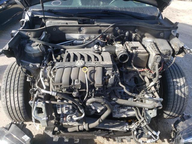 Photo 7 from auction – 2018 VOLKSWAGEN ATLAS SE with VIN 1V2KR2CA8JC572477