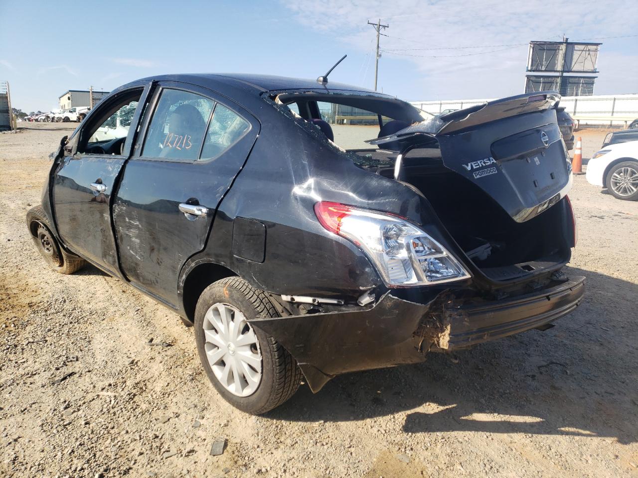 صورة رقم 3 من المزاد - 2013 NISSAN VERSA S مع VIN 3N1CN7AP1DL841002