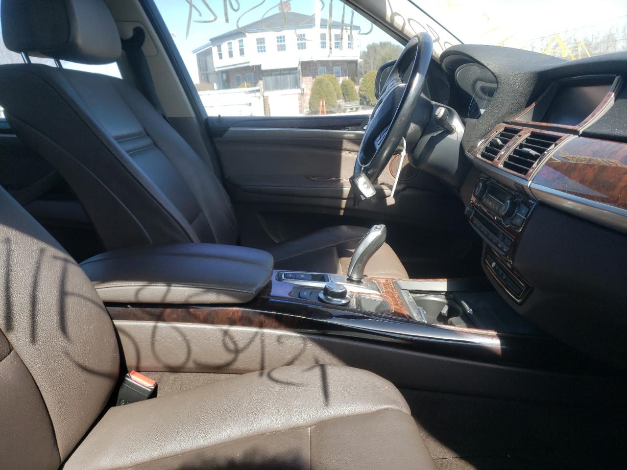 Photo 5 from auction – 2009 BMW X5 XDRIVE3 with VIN 5UXFE43599L269103