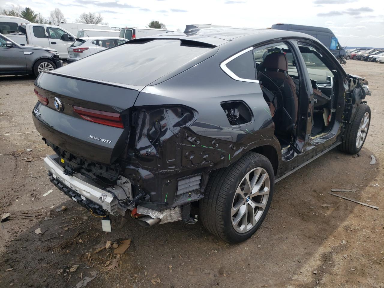 Photo 4 from auction – 2021 BMW X6 XDRIVE4 with VIN 5UXCY6C02M9D88646