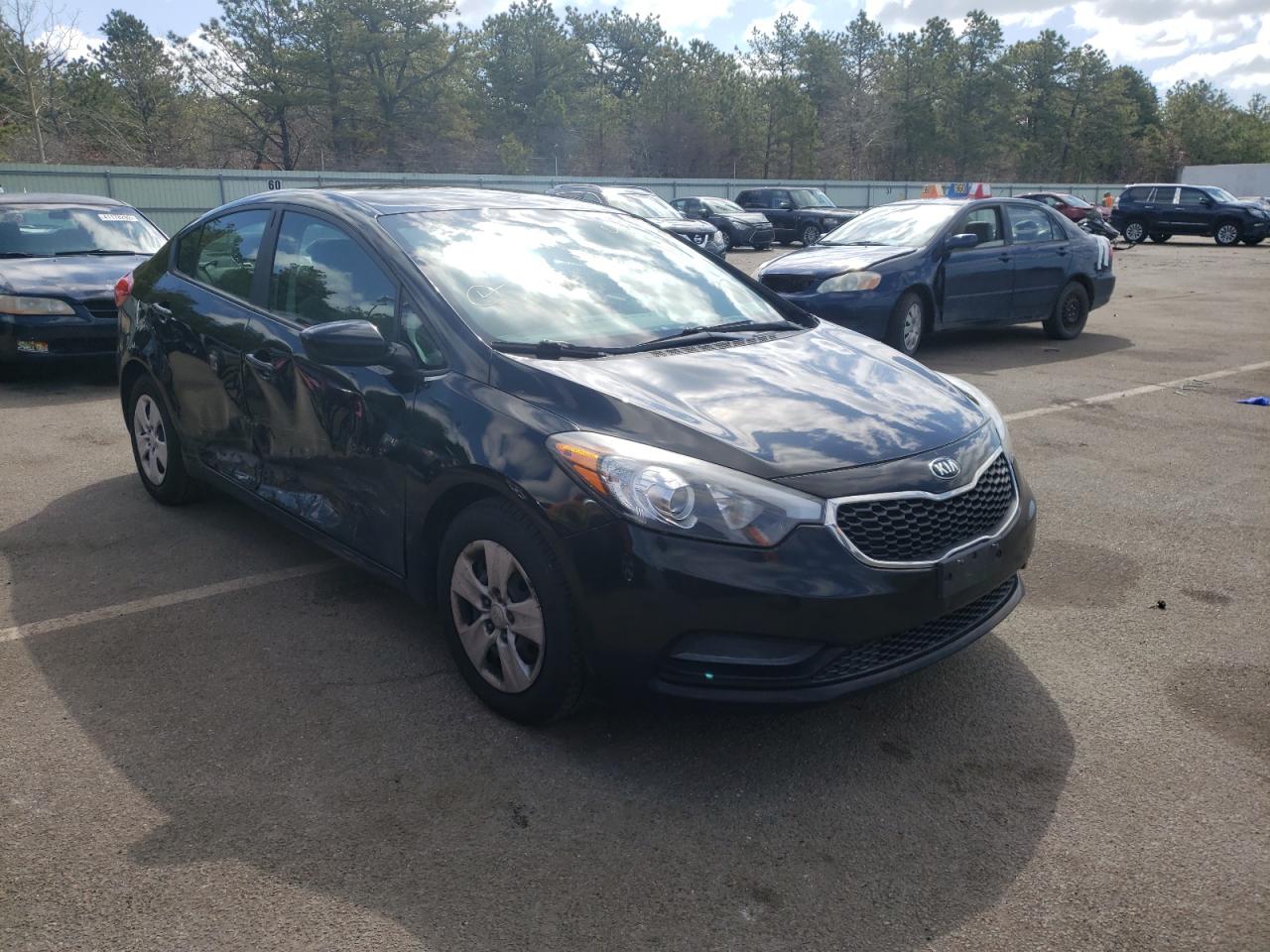 KIA FORTE LX 2015 with VIN KNAFK4A62F5423475 - Photo from auction