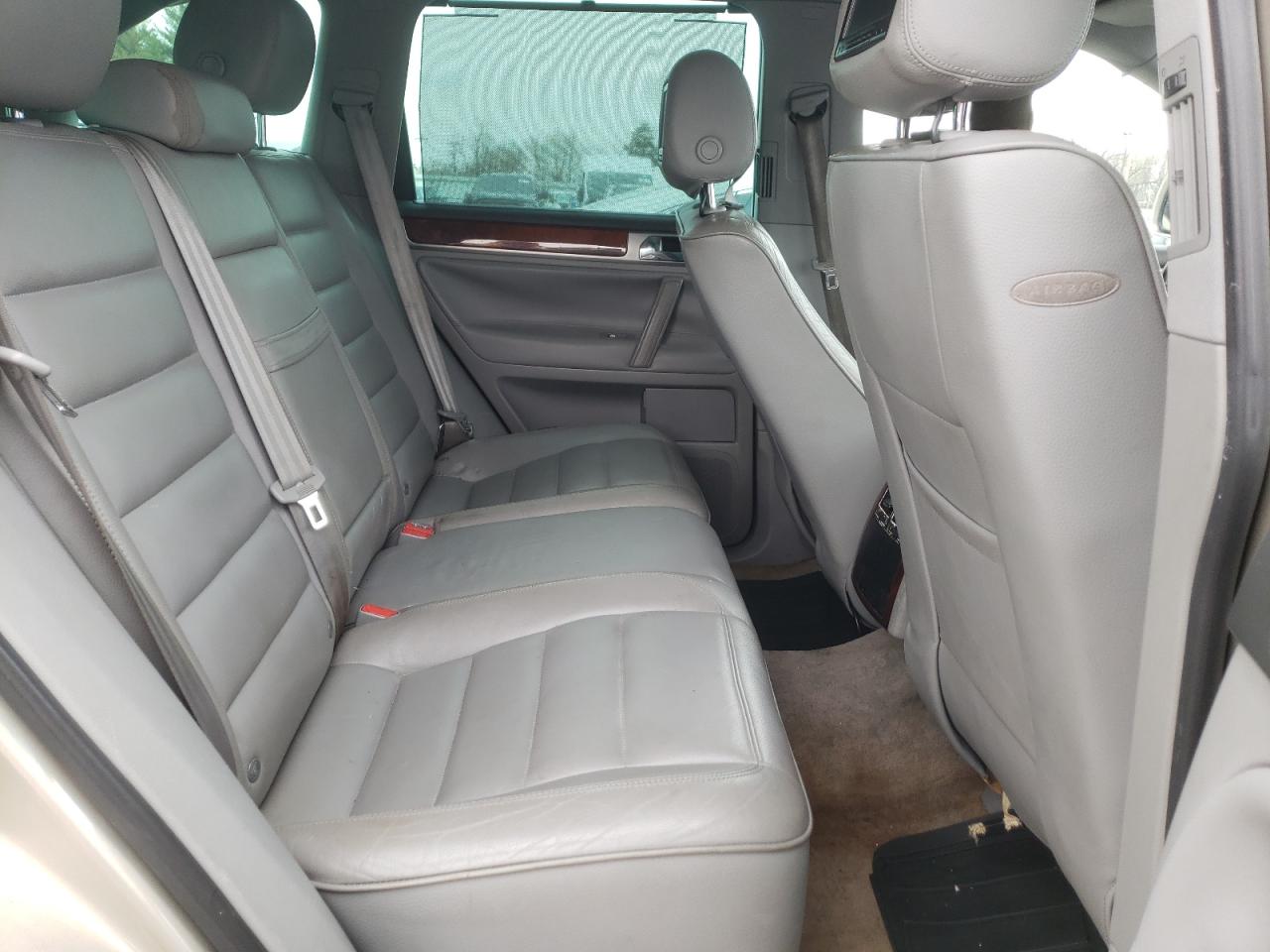 Photo 6 from auction – 2004 VOLKSWAGEN TOUAREG 3. with VIN WVGBC67L34D014732