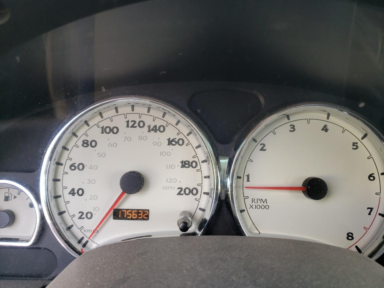 Photo 8 from auction – 2007 SATURN VUE with VIN 5GZCZ33D37S802168